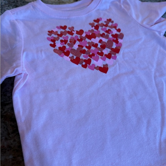Sz 2T Pink Heart T-Shirt with Hershey's Kisses Accessories - Picture 3 of 11